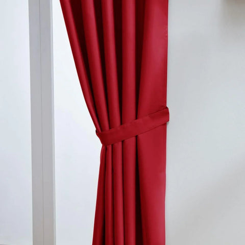 Perfect Nest - Red Thermal Blackout Eyelet Curtains