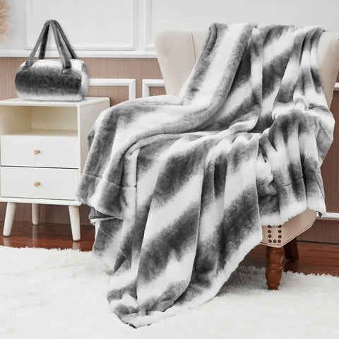 Perfect Nest - Luxury Faux Fur Rabbit Throw Blanket